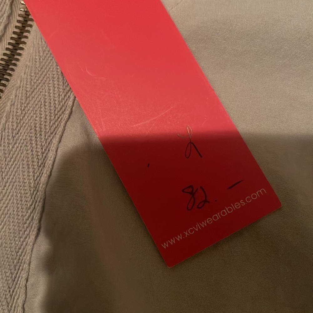 Women’s Jacket - Picture 2 of 2